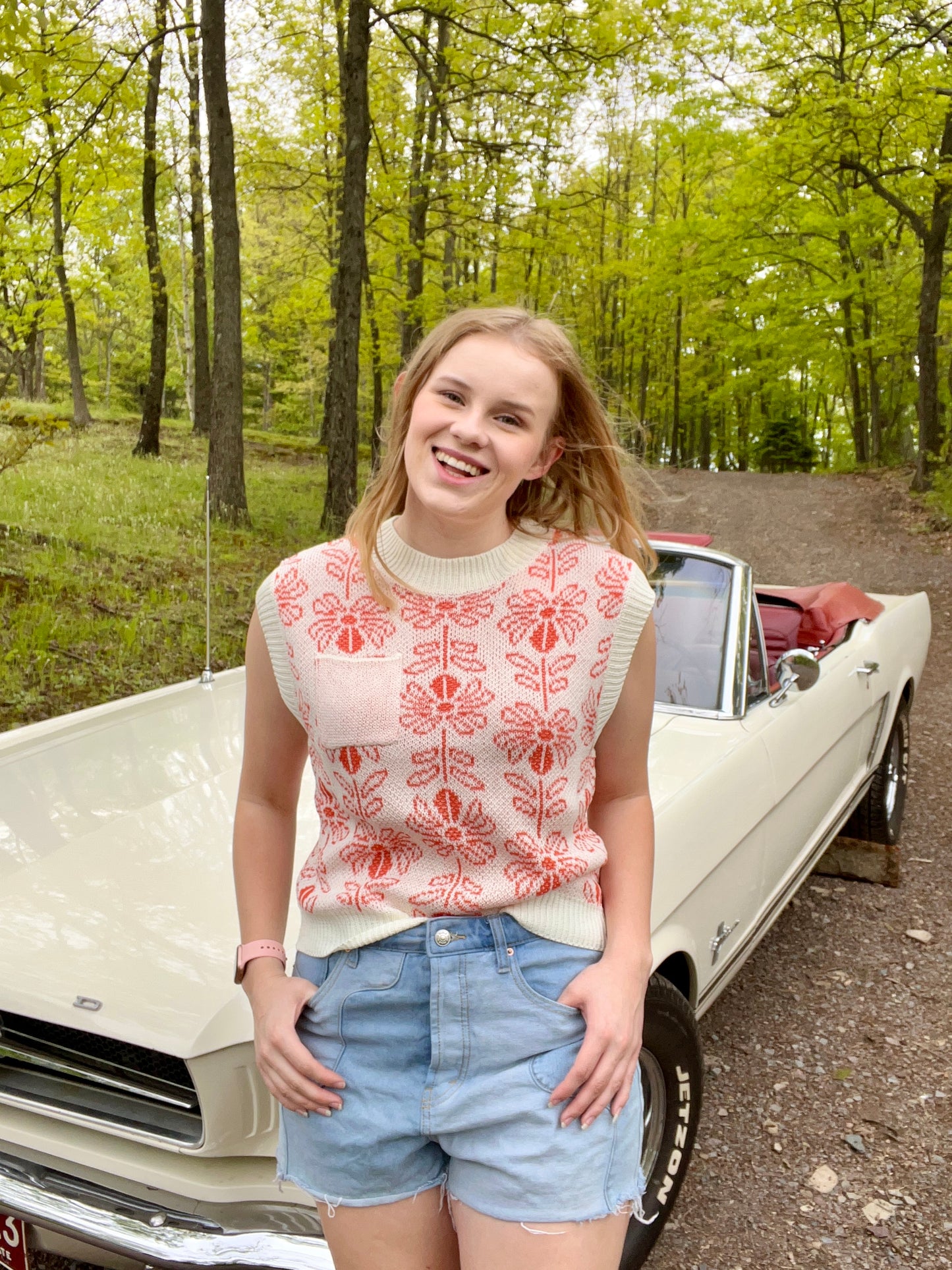 Floral Sleeveless Sweater Top